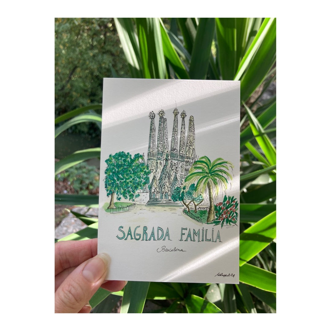 Pack of 10 Postcards of Sagrada Familia